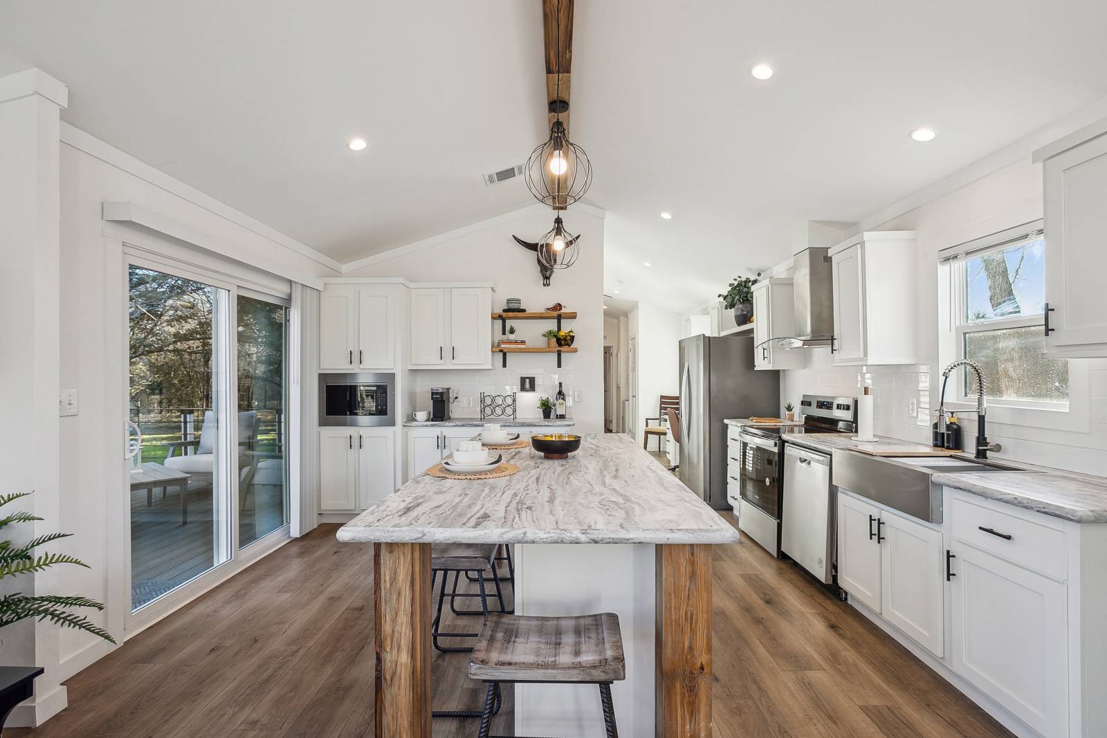 Diamond D1668B manufactured-home kitchen and everyday work space; model example, features and finishes vary